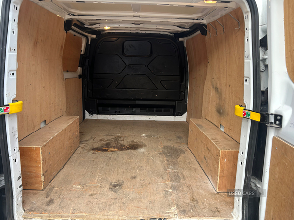 Ford Transit Custom 300 L1 DIESEL FWD in Derry / Londonderry