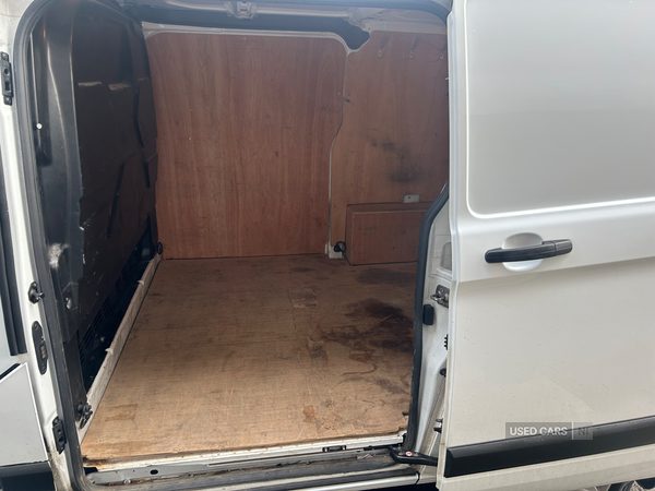 Ford Transit Custom 300 L1 DIESEL FWD in Derry / Londonderry