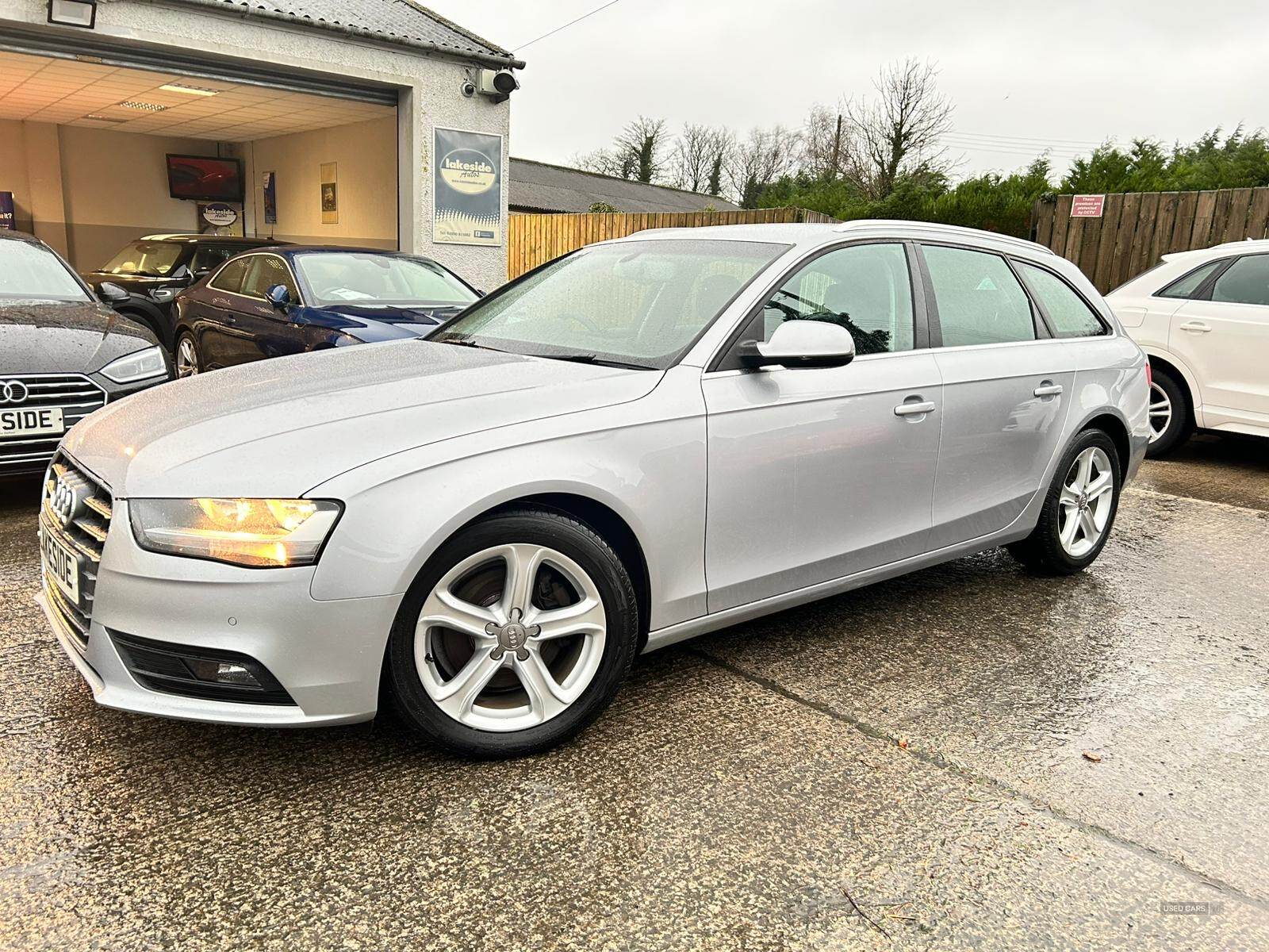 Audi A4 DIESEL AVANT in Down