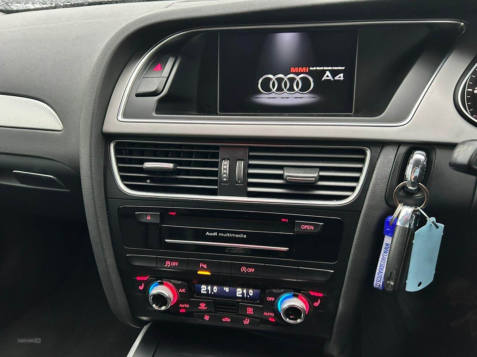 Audi A4 DIESEL AVANT in Down