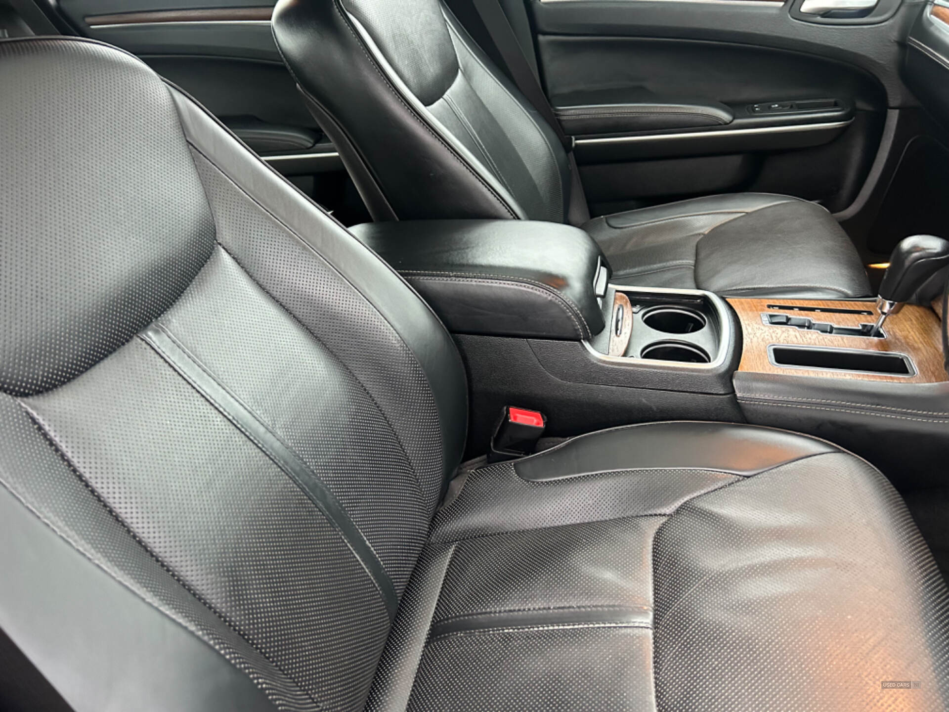 Chrysler 300 DIESEL SALOON in Antrim