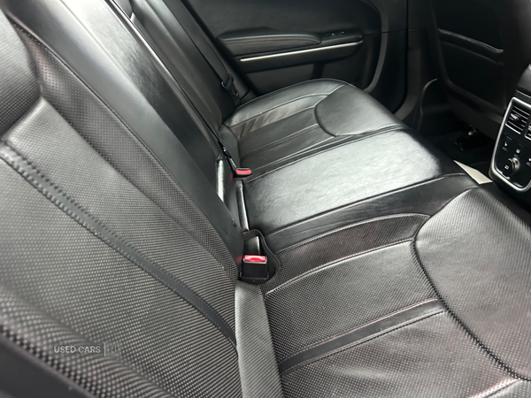 Chrysler 300 DIESEL SALOON in Antrim