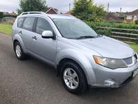 Mitsubishi Outlander 2.0 DI-D Equippe DPF 5dr in Down