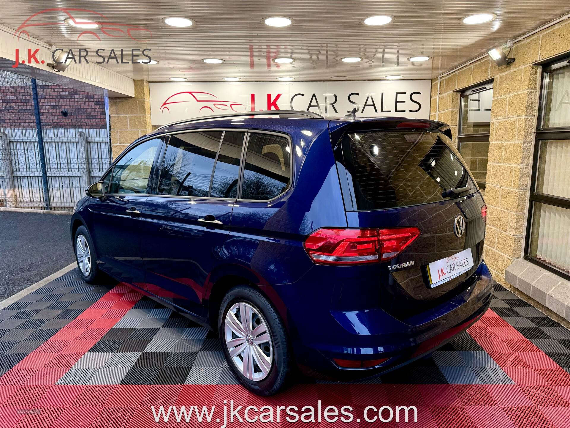 Volkswagen Touran DIESEL ESTATE in Tyrone