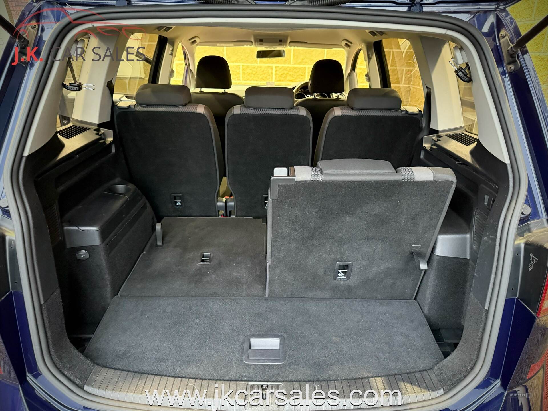 Volkswagen Touran DIESEL ESTATE in Tyrone