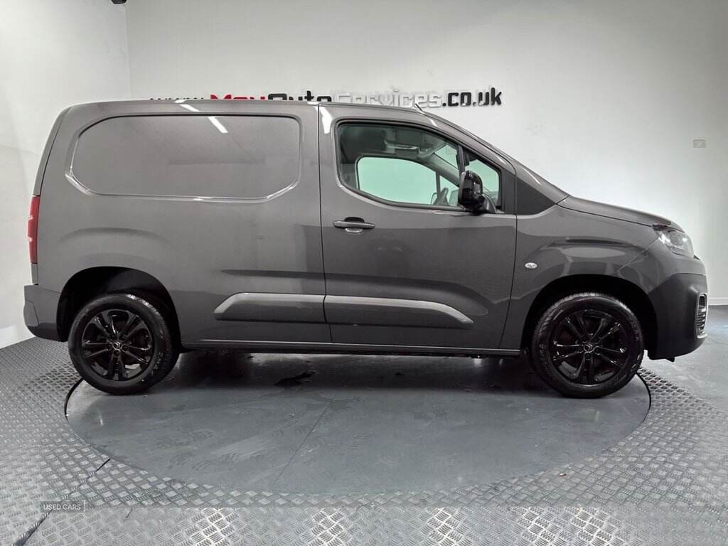 Feb 2022 Citroen Berlingo 1.5 BlueHDi 1000Kg Driver Pro 100ps [6 Speed]