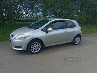 Toyota Auris 1.4 D-4D T3 3dr in Derry / Londonderry