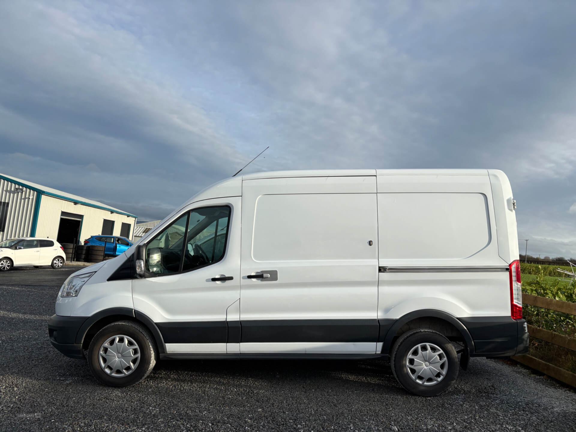 Ford Transit 330 L2 DIESEL FWD in Derry / Londonderry