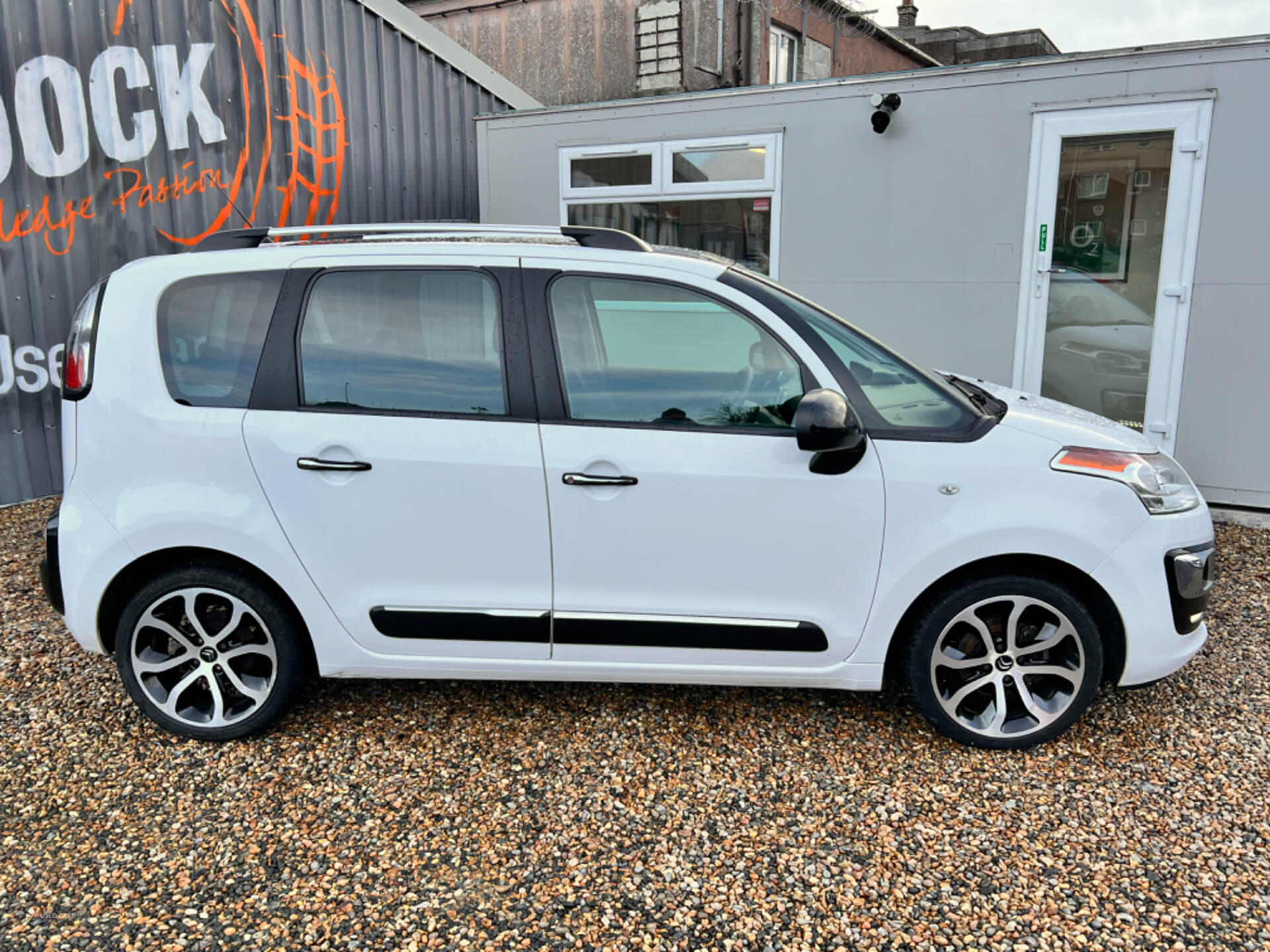 Citroen C3 Picasso DIESEL ESTATE in Antrim