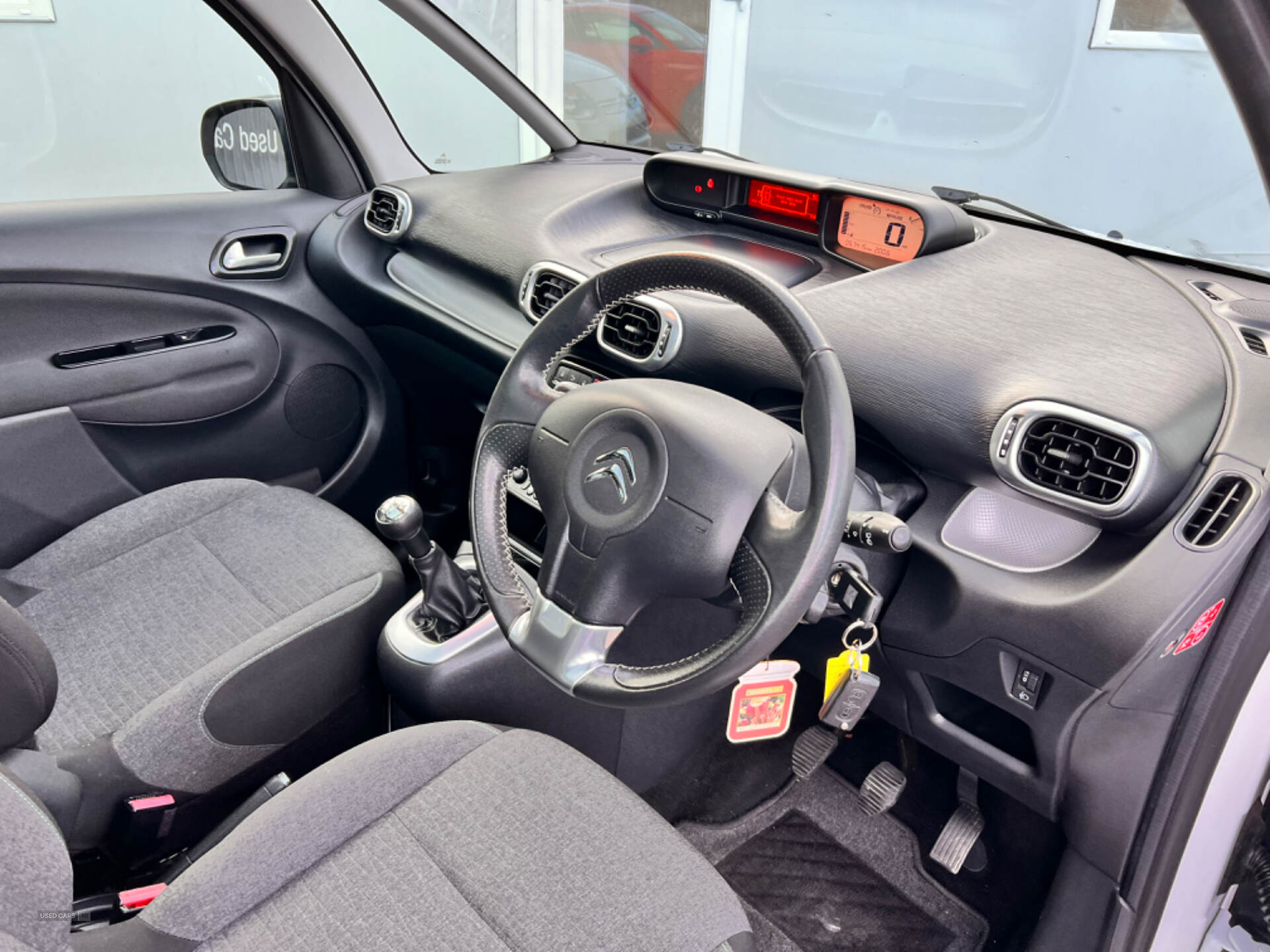 Citroen C3 Picasso DIESEL ESTATE in Antrim