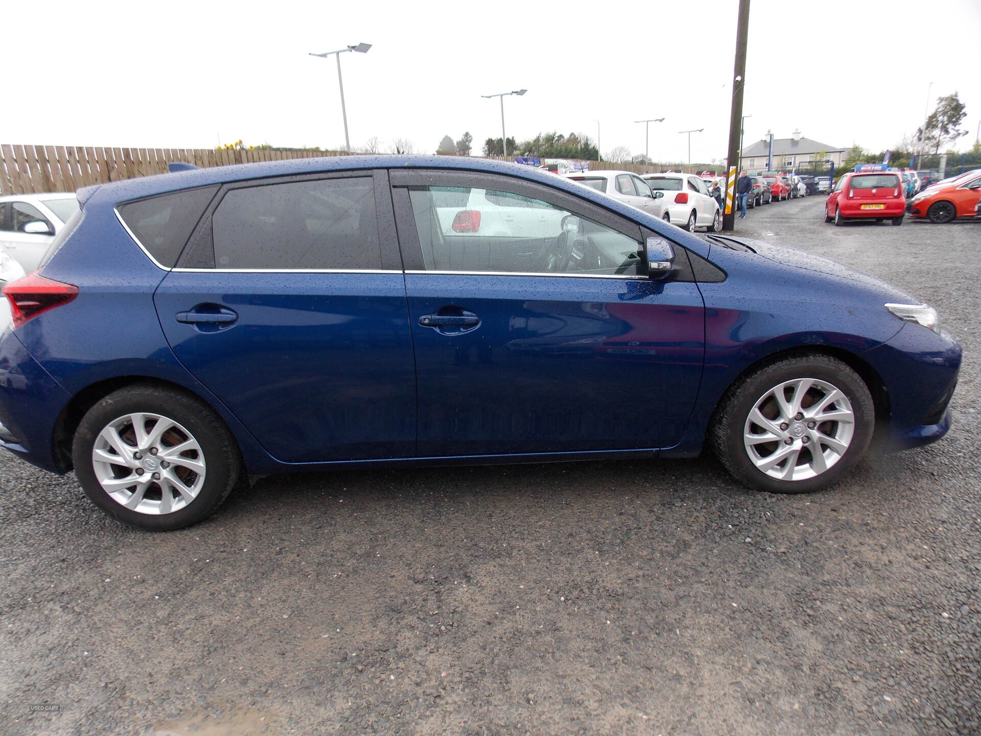 Dec 2017 Toyota Auris 1.6 D-4D Icon TSS 5dr