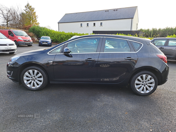 Vauxhall Astra HATCHBACK in Antrim