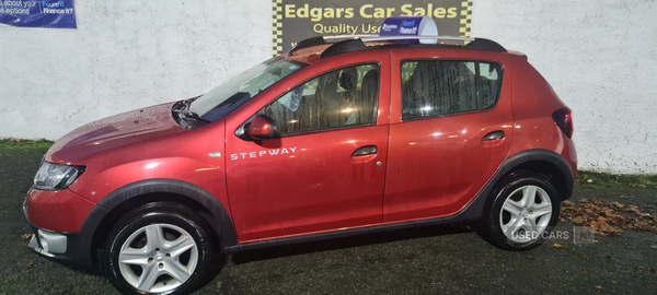 Dacia Sandero Stepway HATCHBACK in Down