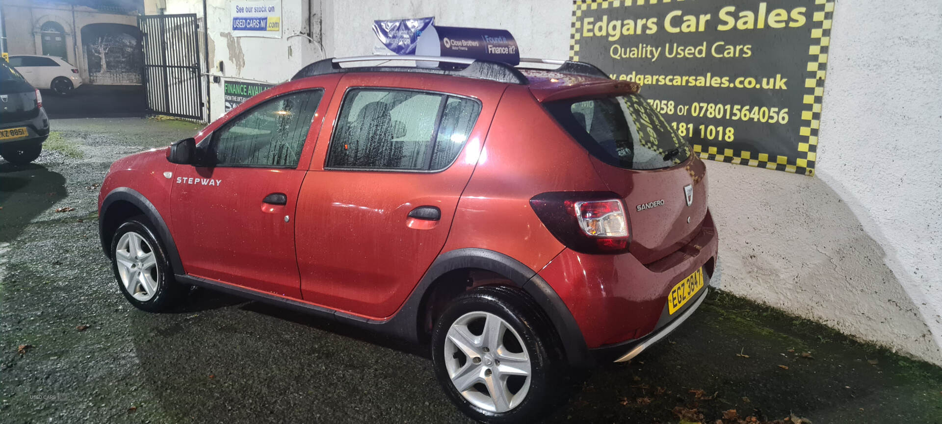 Dacia Sandero Stepway HATCHBACK in Down