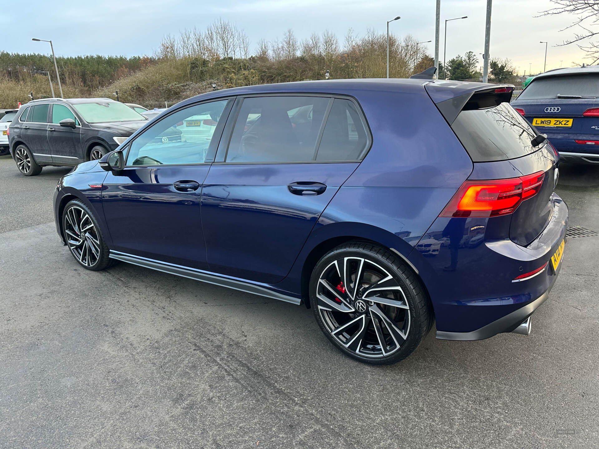 Volkswagen Golf HATCHBACK in Down