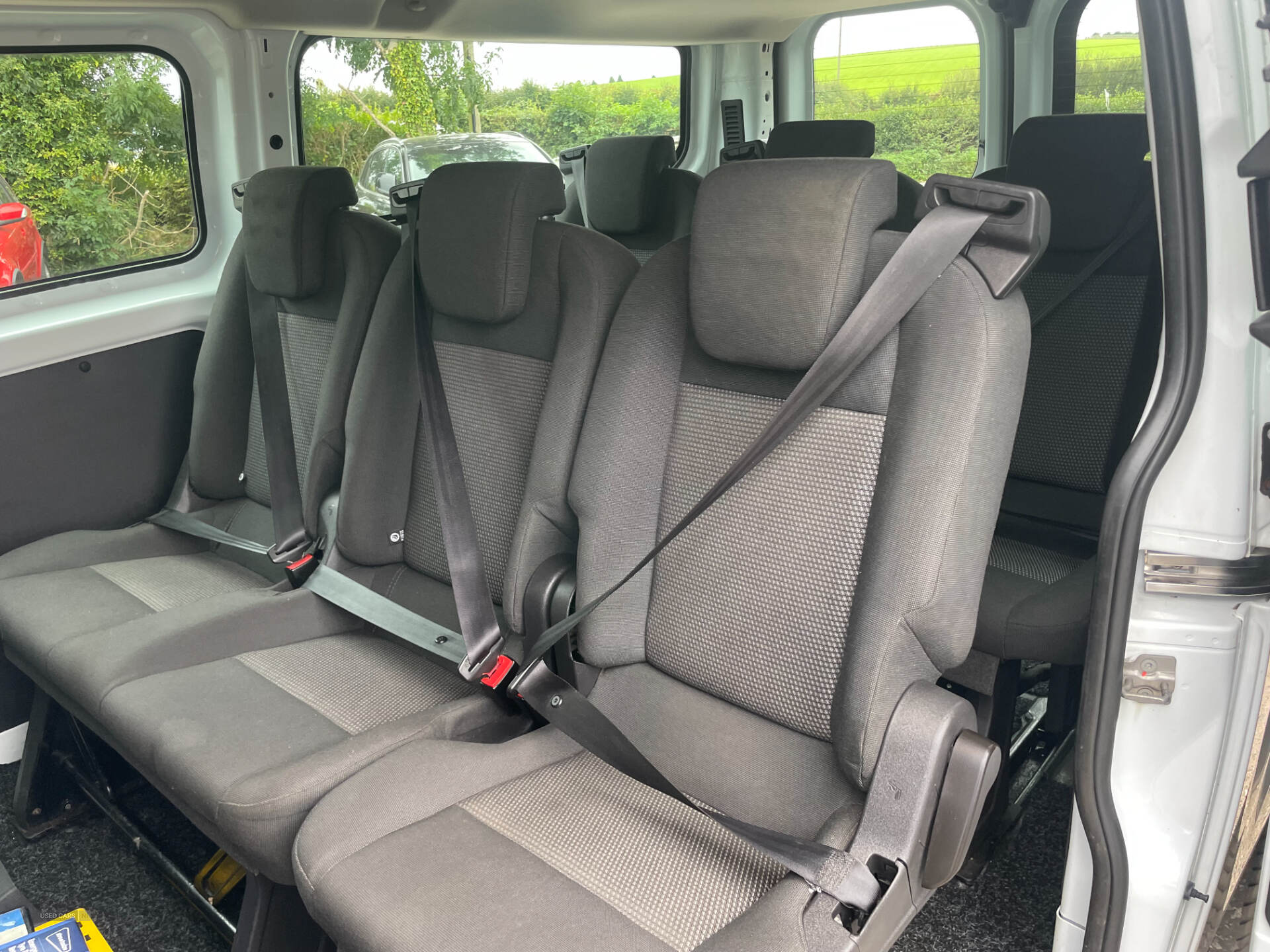Oct 2014 Ford Transit Custom 2.2 TDCi 125ps Low Roof Kombi Van