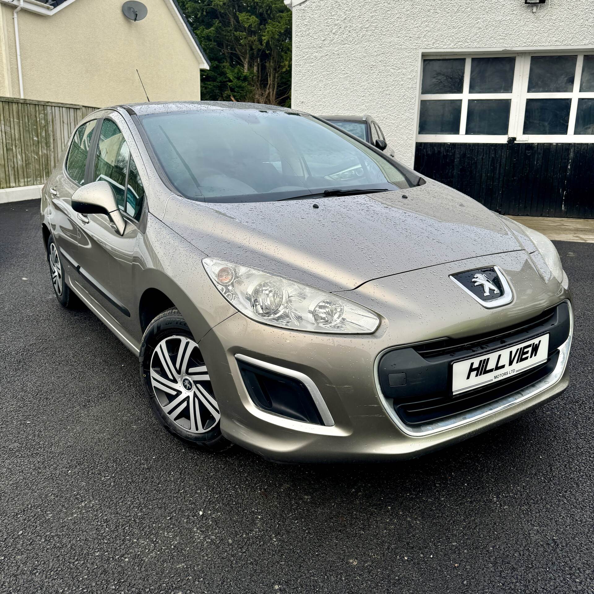 Peugeot 308 DIESEL HATCHBACK in Down