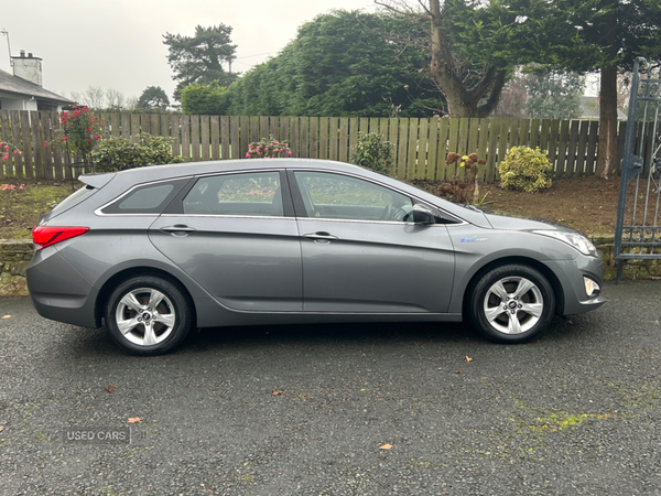 Hyundai i40 DIESEL TOURER in Tyrone