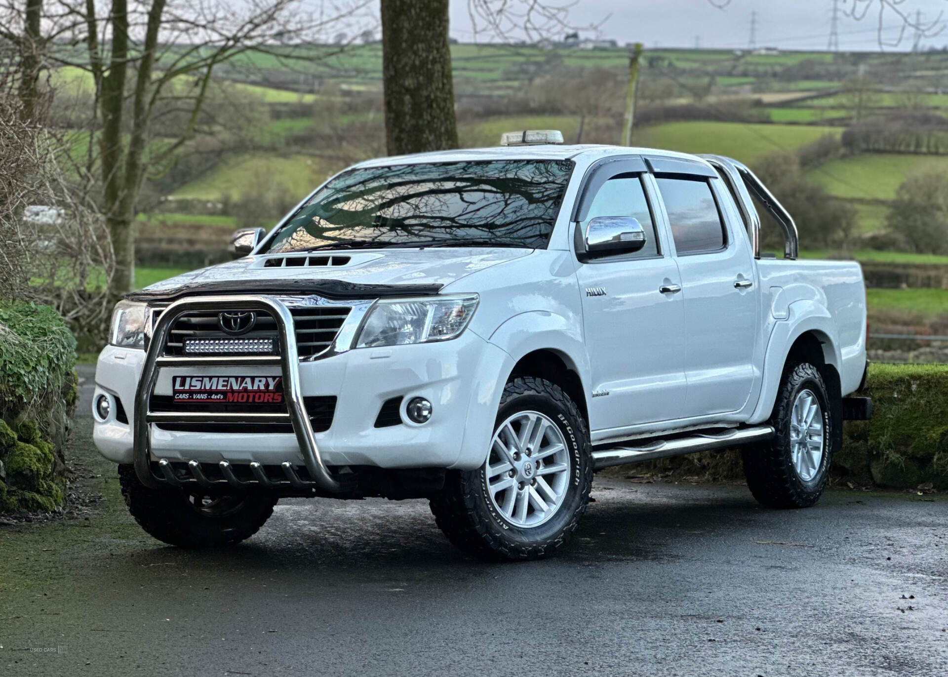 Toyota Hilux DIESEL in Antrim