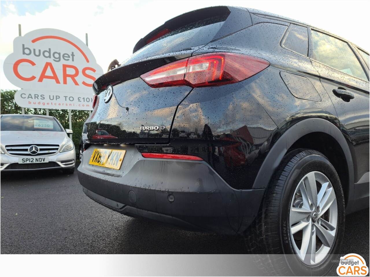 Vauxhall Grandland X DIESEL HATCHBACK in Down