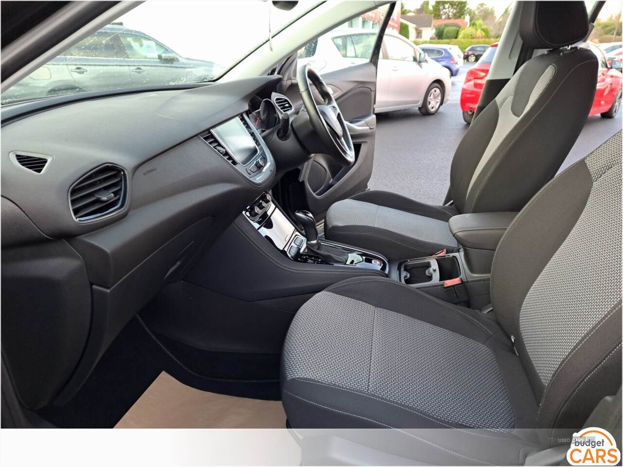 Sep 2018 Vauxhall Grandland X 1.5 Turbo D SE 5dr Auto