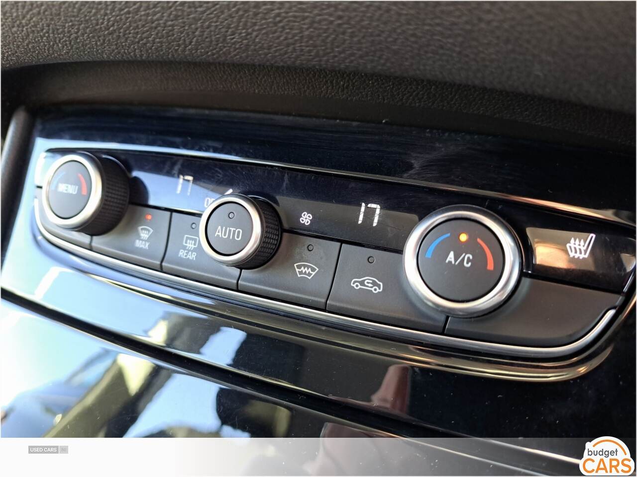 Vauxhall Grandland X DIESEL HATCHBACK in Down