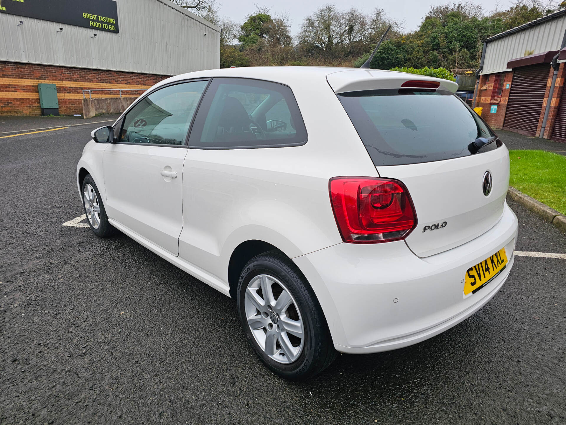 Volkswagen Polo HATCHBACK in Down