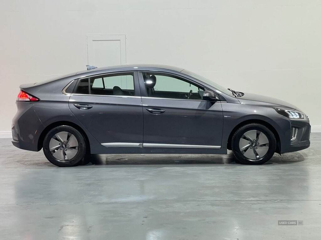 Nov 2020 Hyundai Ioniq 1.6 GDi Hybrid Premium 5dr DCT