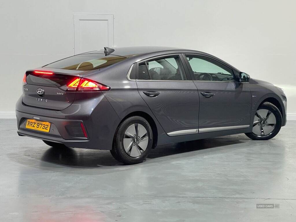 Nov 2020 Hyundai Ioniq 1.6 GDi Hybrid Premium 5dr DCT