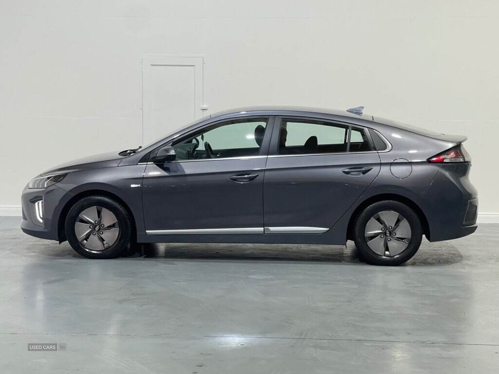 Nov 2020 Hyundai Ioniq 1.6 GDi Hybrid Premium 5dr DCT