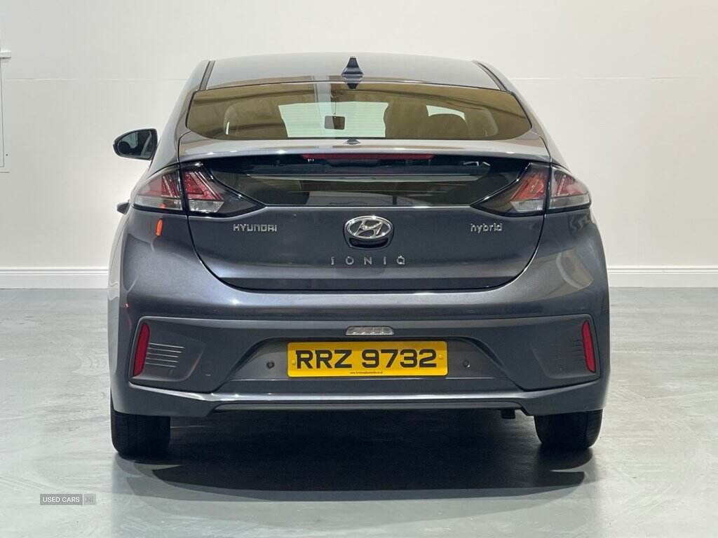 Nov 2020 Hyundai Ioniq 1.6 GDi Hybrid Premium 5dr DCT