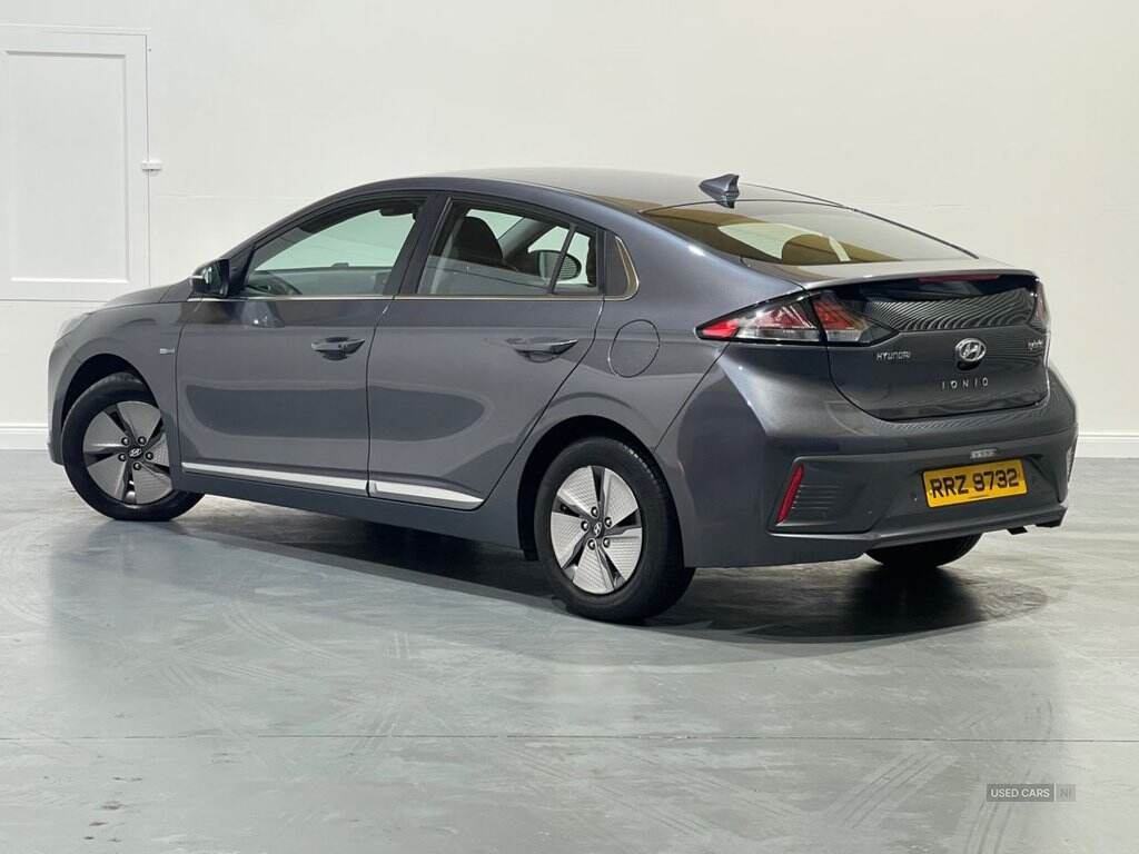 Nov 2020 Hyundai Ioniq 1.6 GDi Hybrid Premium 5dr DCT