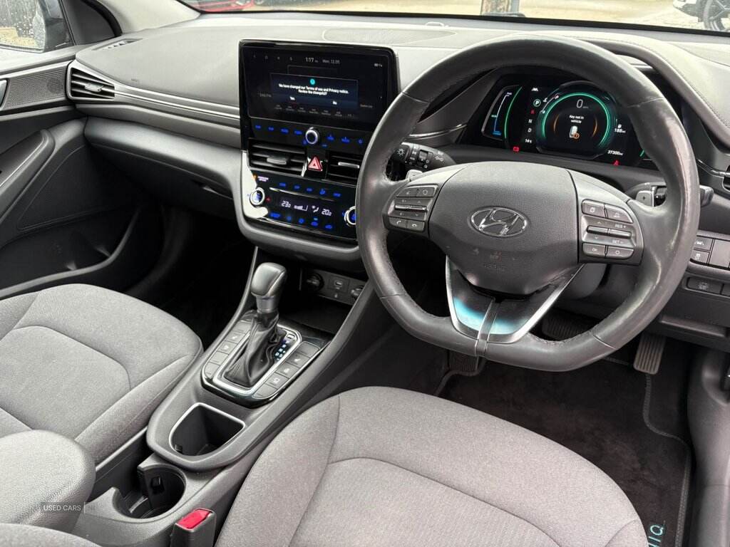 Nov 2020 Hyundai Ioniq 1.6 GDi Hybrid Premium 5dr DCT