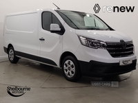 Renault Trafic 2.0 dCi Blue 30 Advance Panel Van 5dr Diese in Down