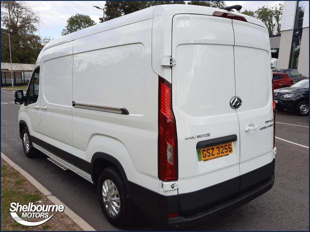 Jul 2022 Maxus E DELIVER 9 150kW High Roof Van 72kWh Auto