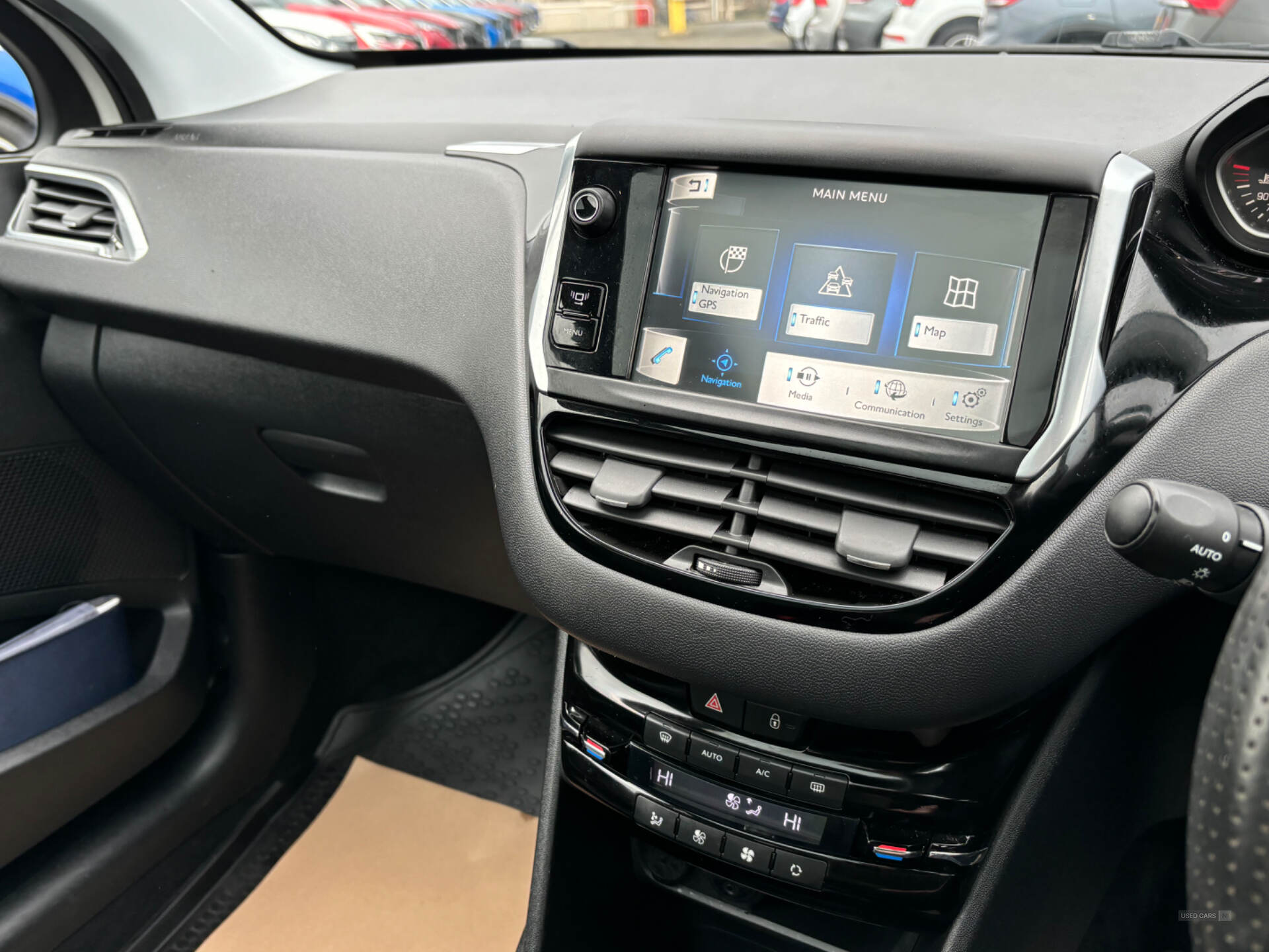 Peugeot 208 HATCHBACK in Derry / Londonderry