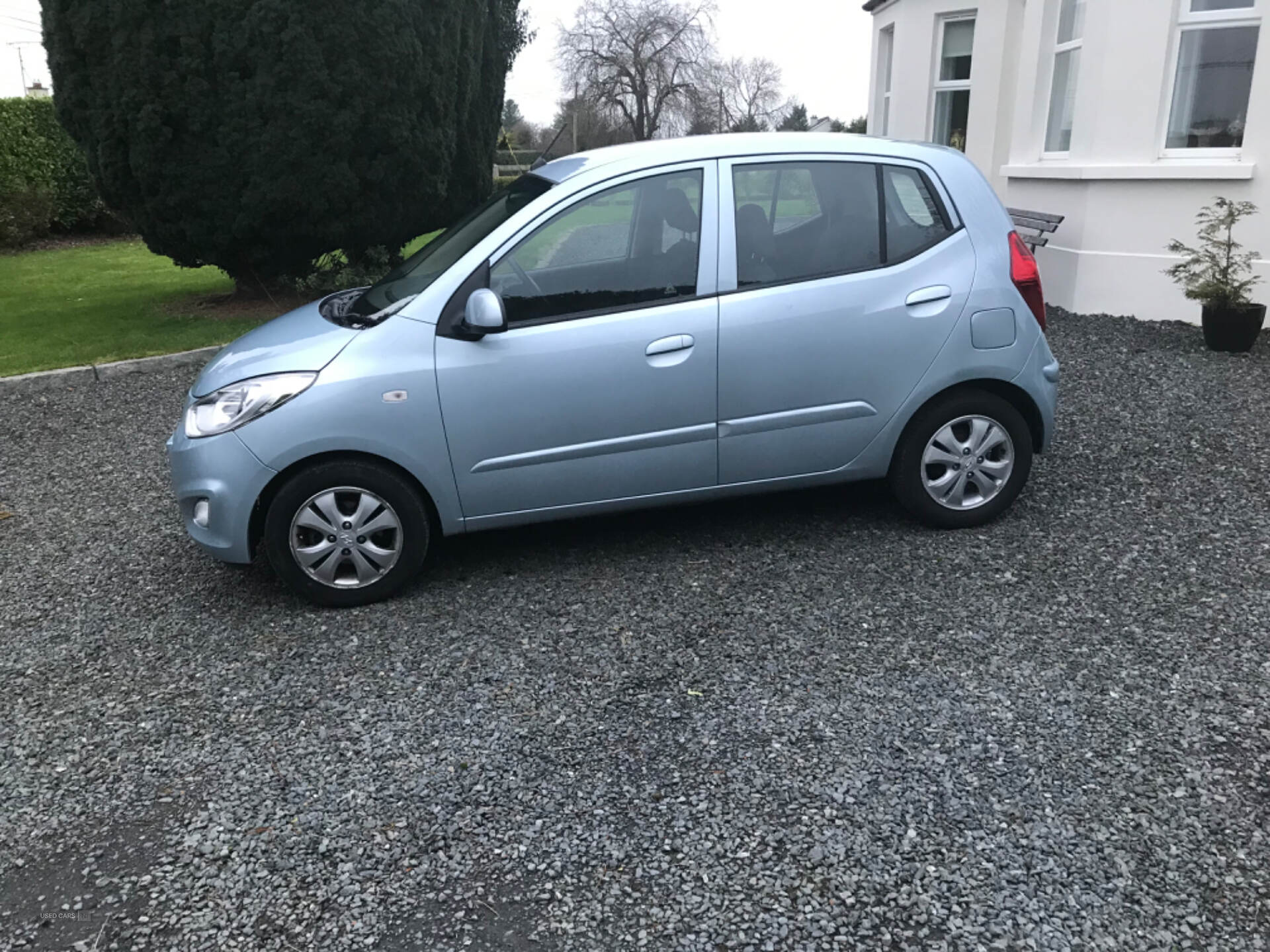 Hyundai i10 HATCHBACK in Down