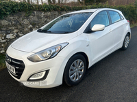 Hyundai i30 DIESEL HATCHBACK in Down