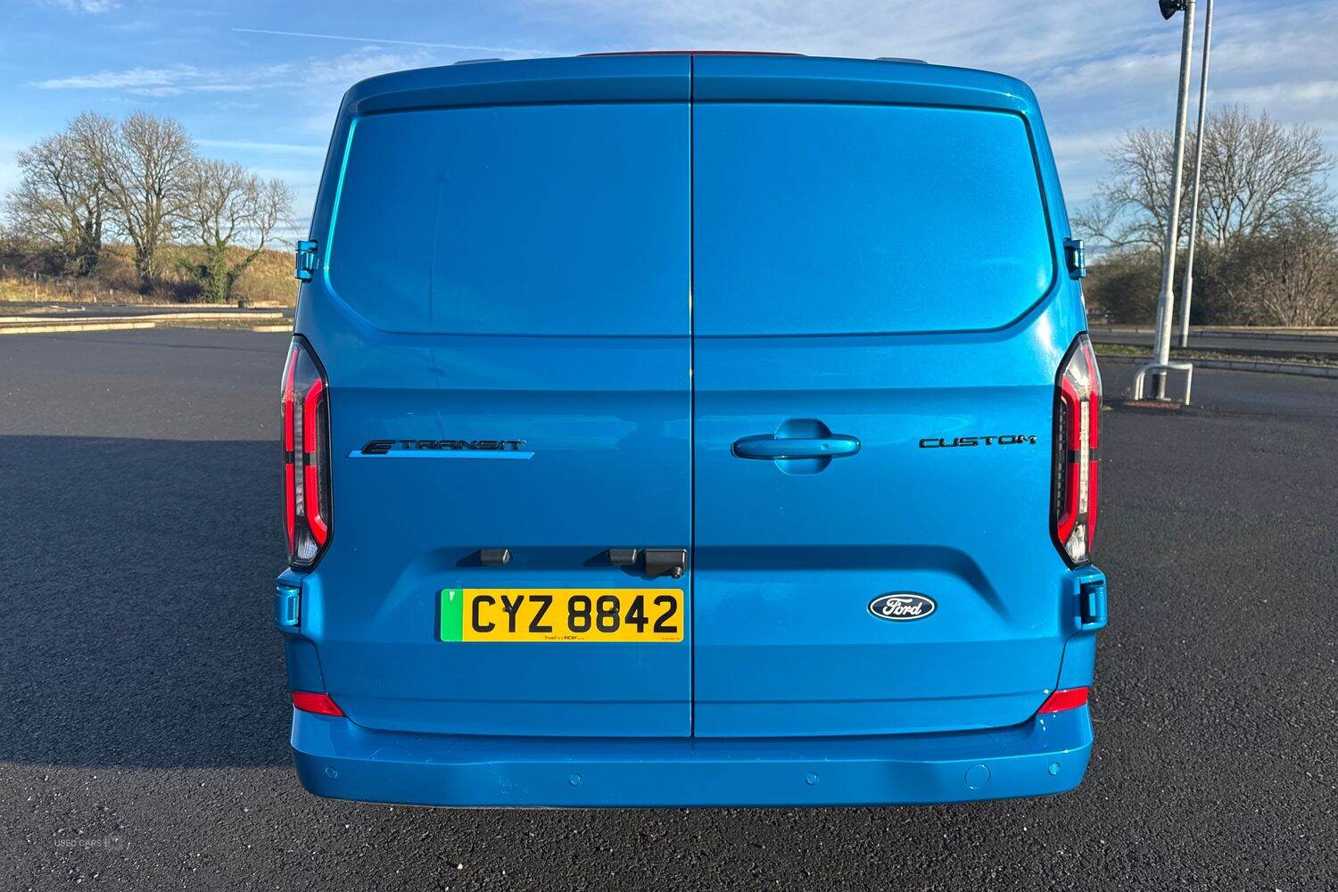 Sep 2024 Ford Transit Custom 100kW 65kWh H1 Van Limited Auto