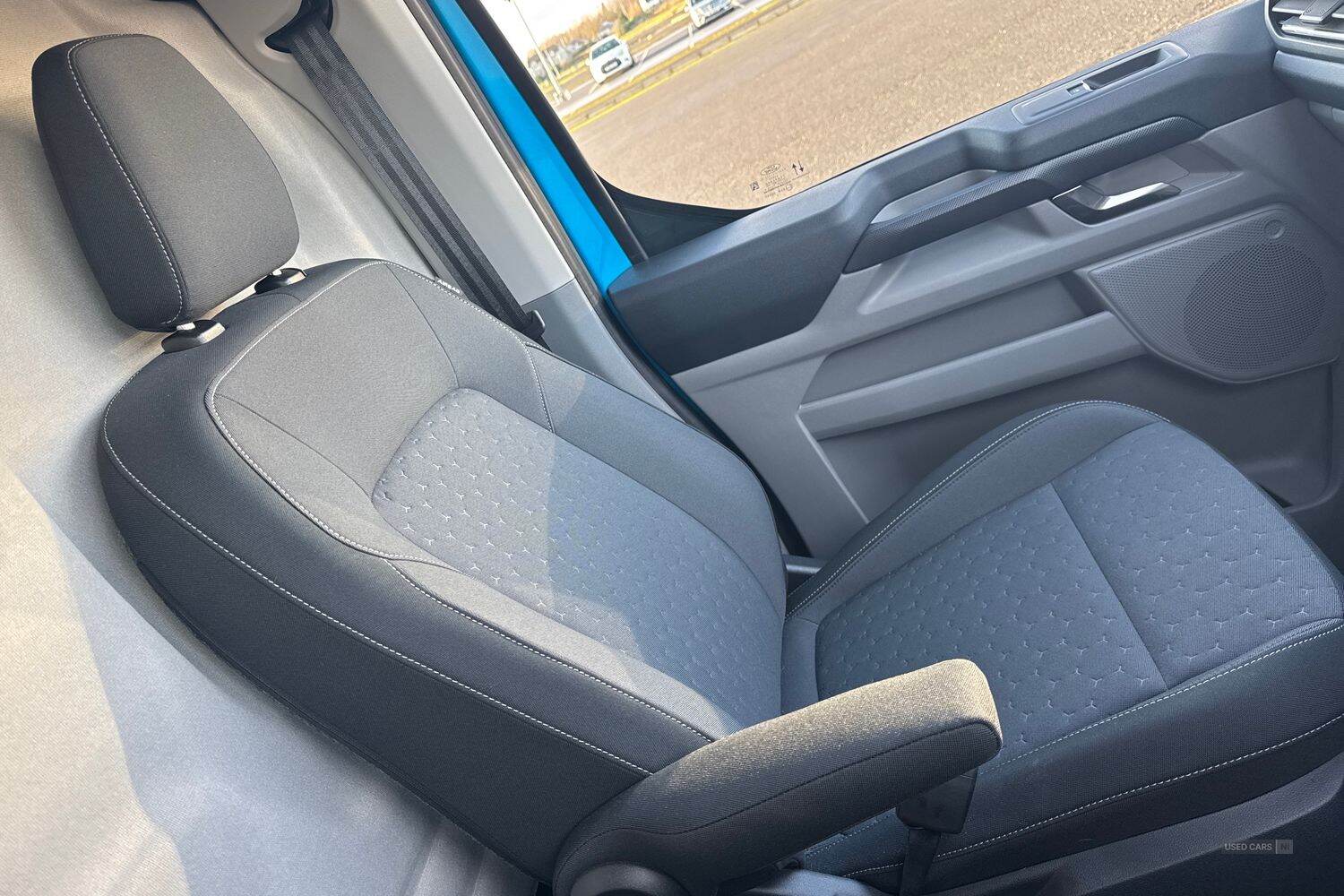 Sep 2024 Ford Transit Custom 100kW 65kWh H1 Van Limited Auto