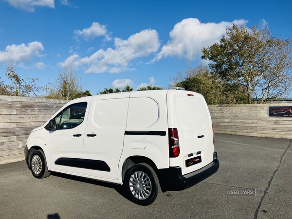 Citroen Berlingo M DIESEL in Down