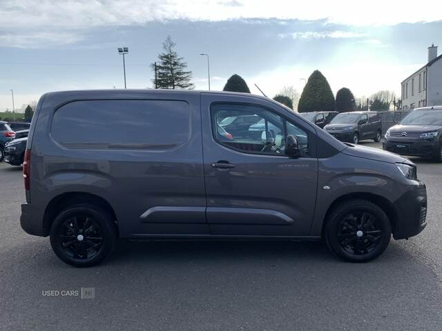Sep 2021 Peugeot Partner 1000 1.5 BlueHDi 130 Asphalt Premium Van EAT8