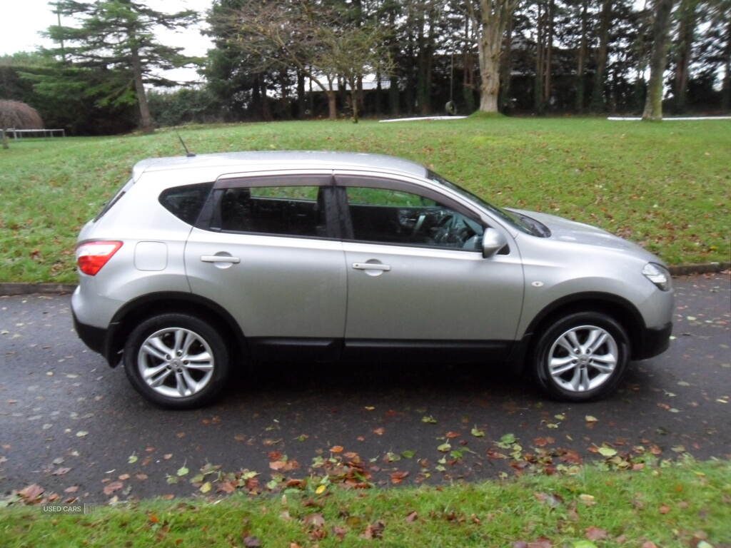 Nissan Qashqai DIESEL HATCHBACK in Derry / Londonderry