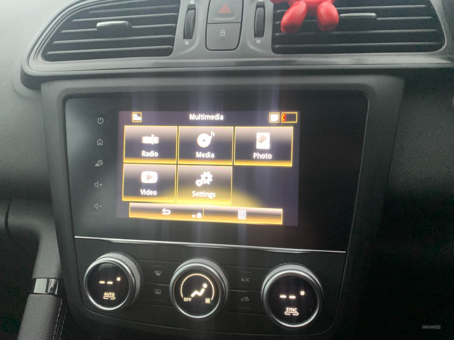 Dec 2019 Renault Kadjar 1.5 Blue dCi Play 5dr