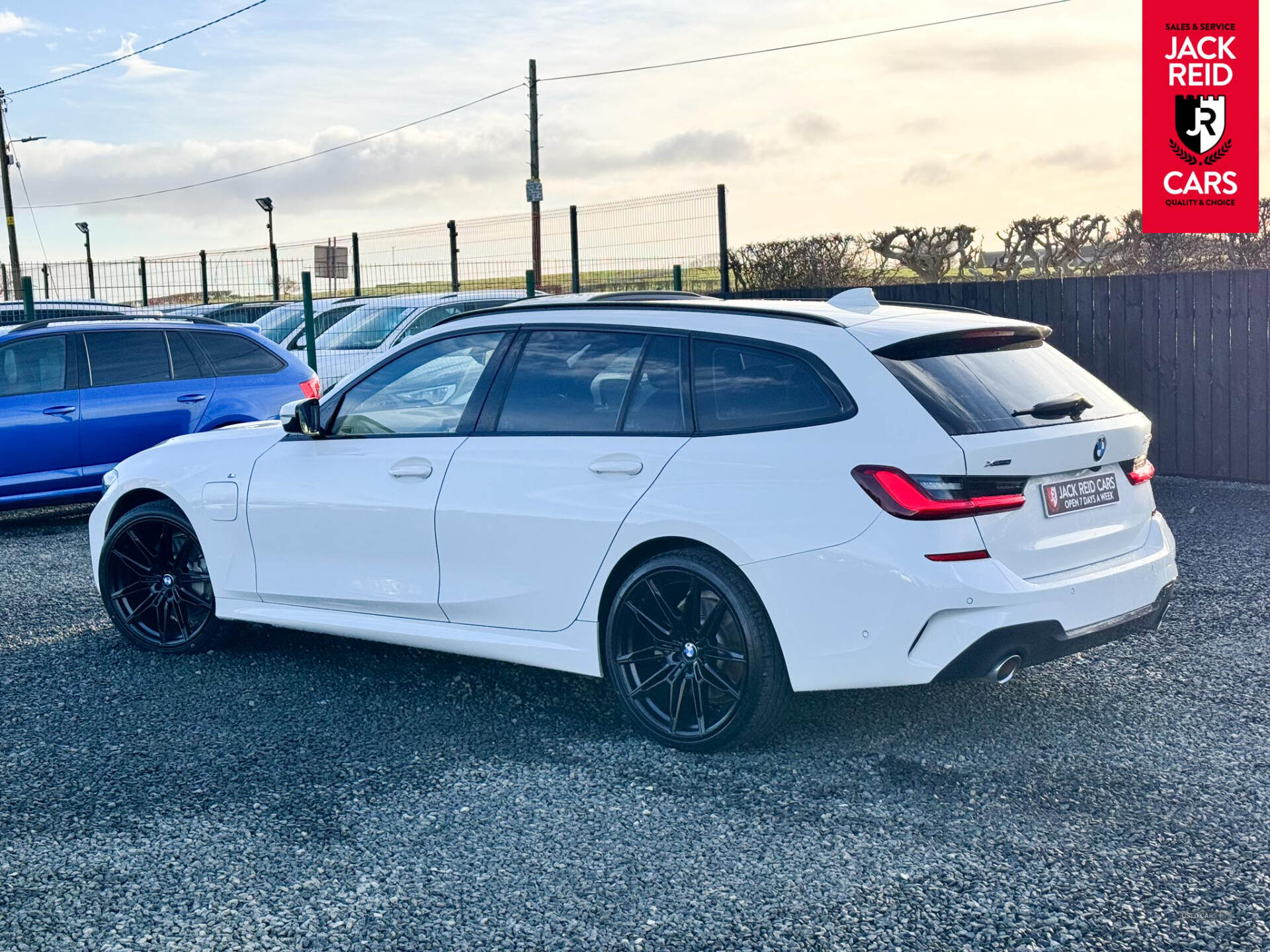 Nov 2020 BMW 3 Series 330e xDrive M Sport 5dr Step Auto