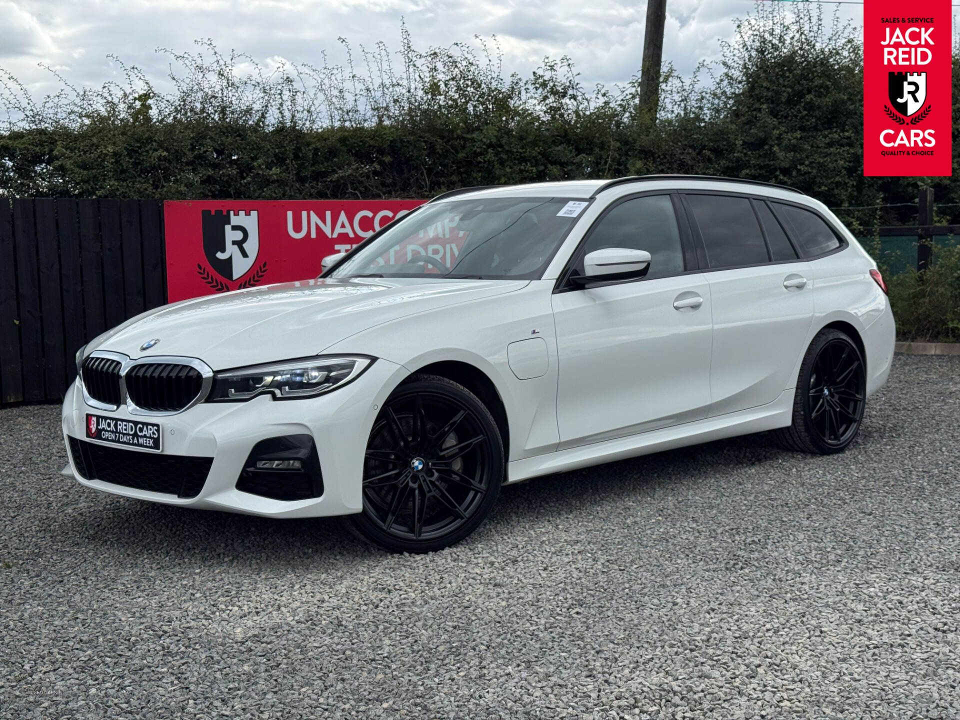 Nov 2020 BMW 3 Series 330e xDrive M Sport 5dr Step Auto