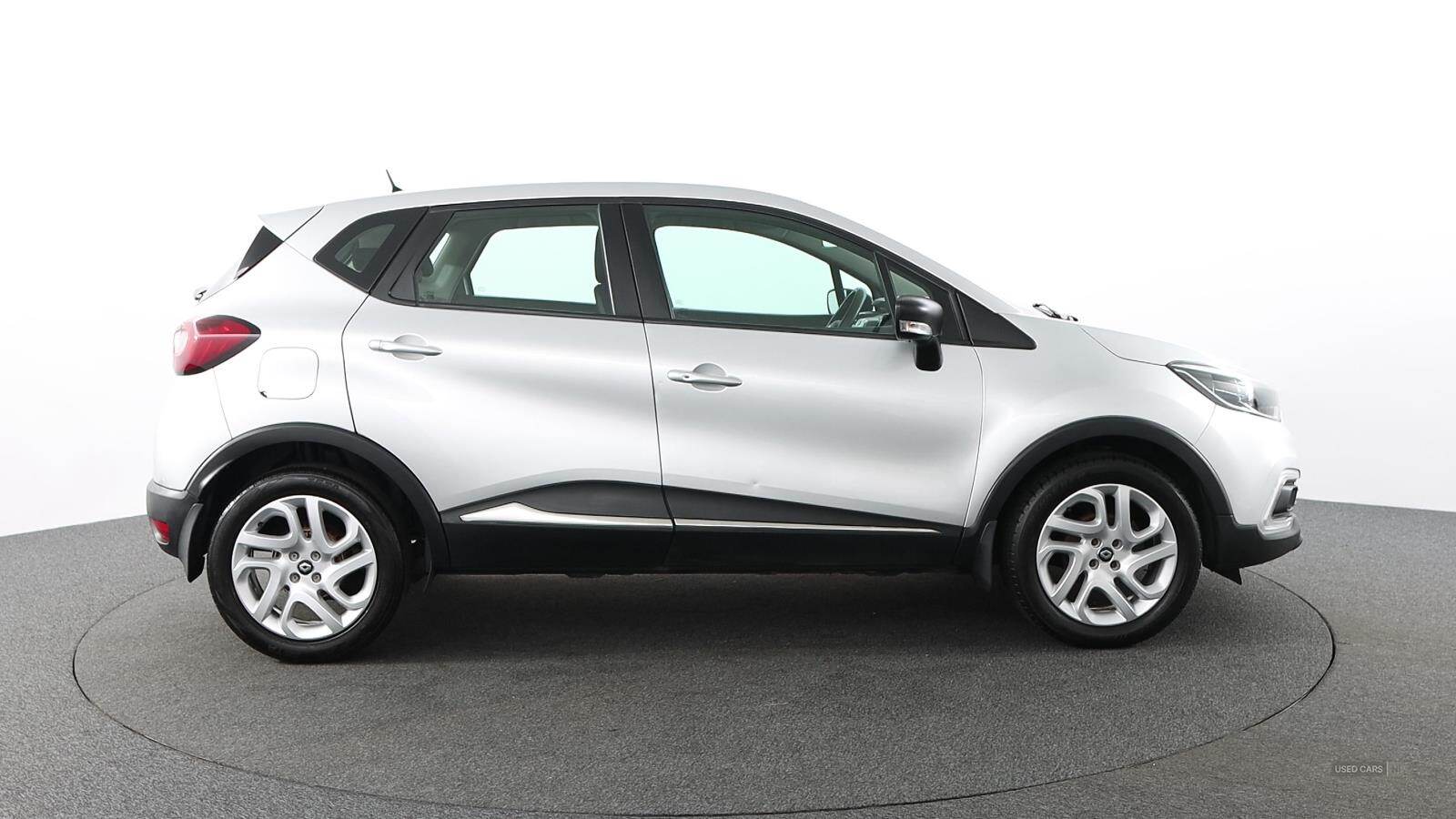 Dec 2017 Renault Captur 0.9 TCE 90 Dynamique Nav 5dr