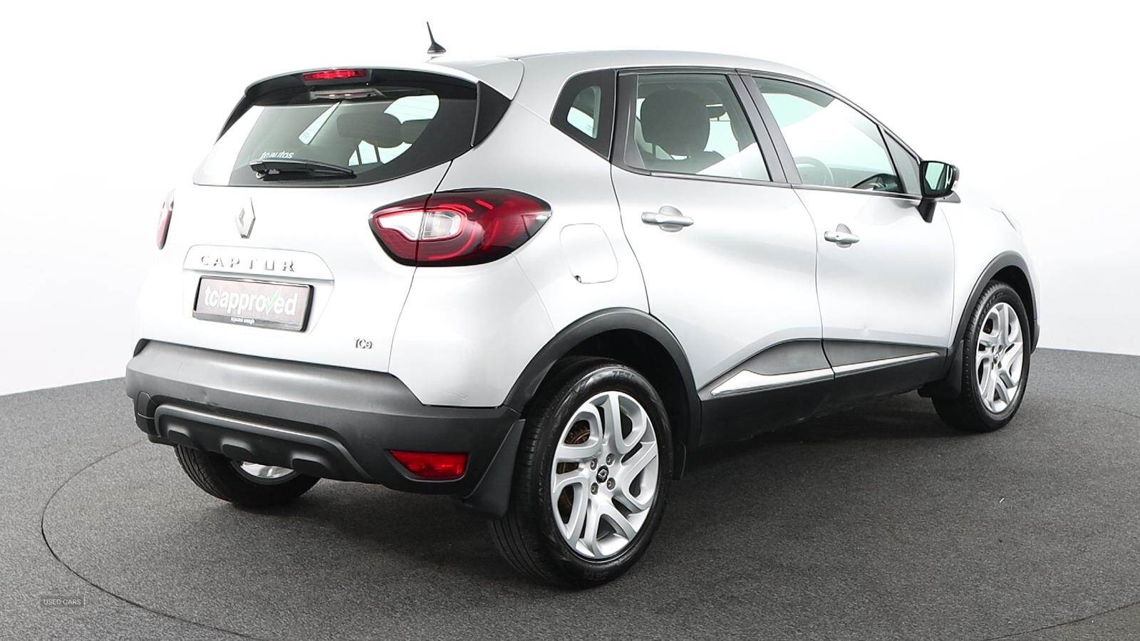 Dec 2017 Renault Captur 0.9 TCE 90 Dynamique Nav 5dr