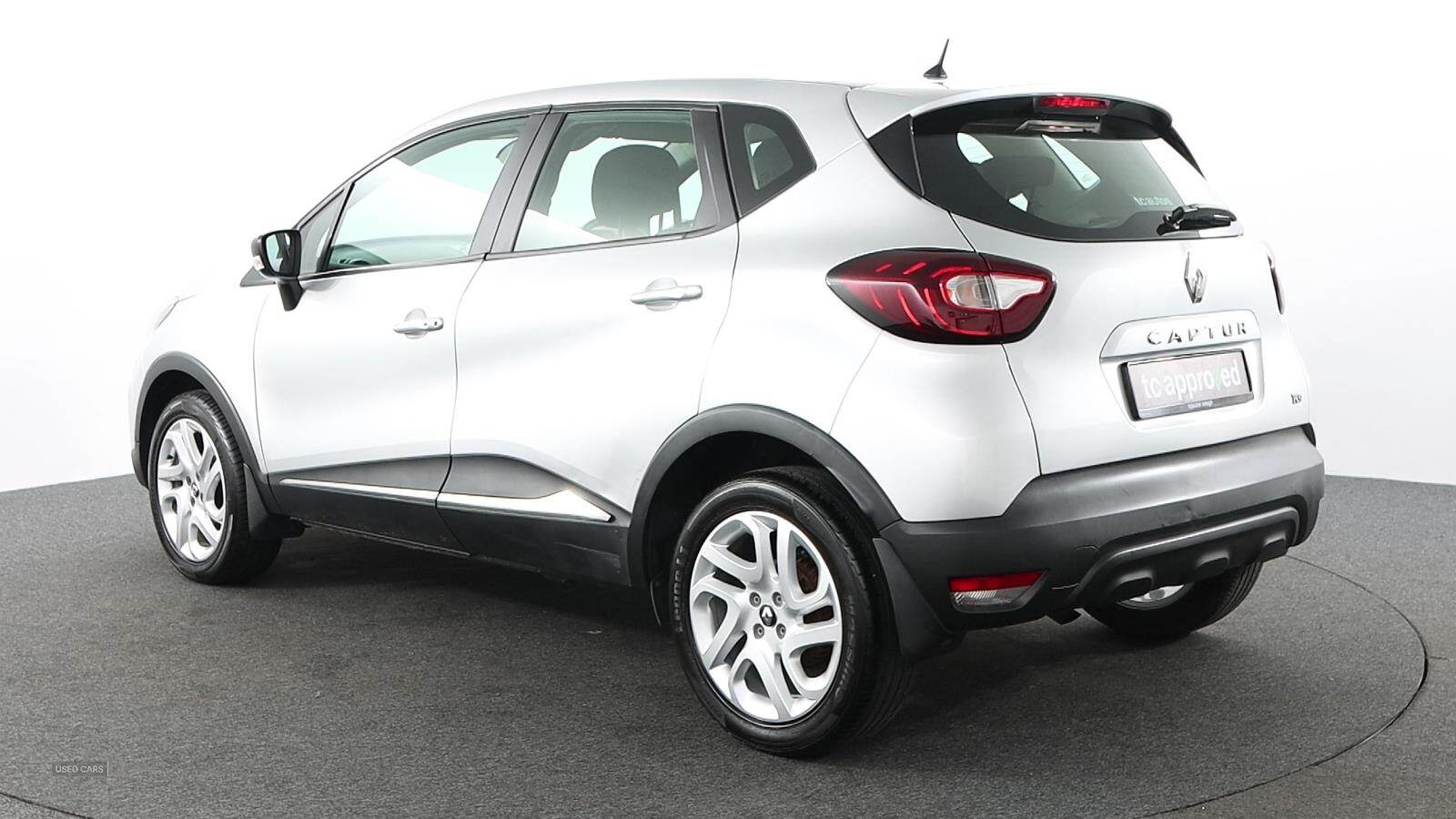 Dec 2017 Renault Captur 0.9 TCE 90 Dynamique Nav 5dr