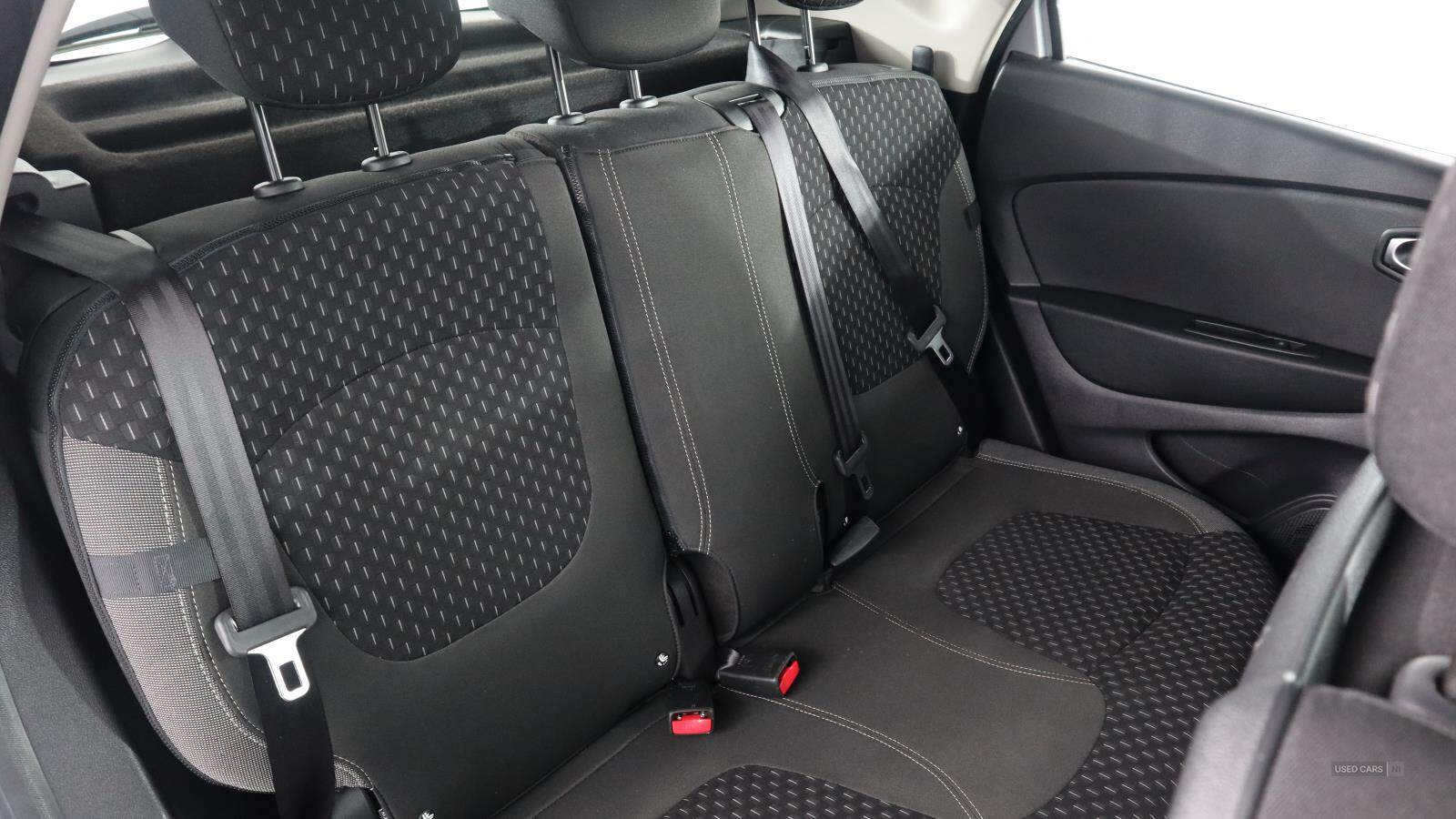 Dec 2017 Renault Captur 0.9 TCE 90 Dynamique Nav 5dr